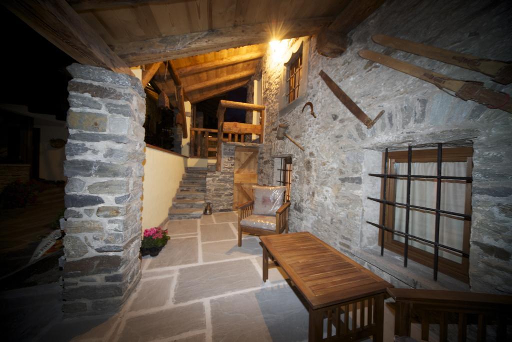 La Maison Du Seigneur ラ・サル エクステリア 写真